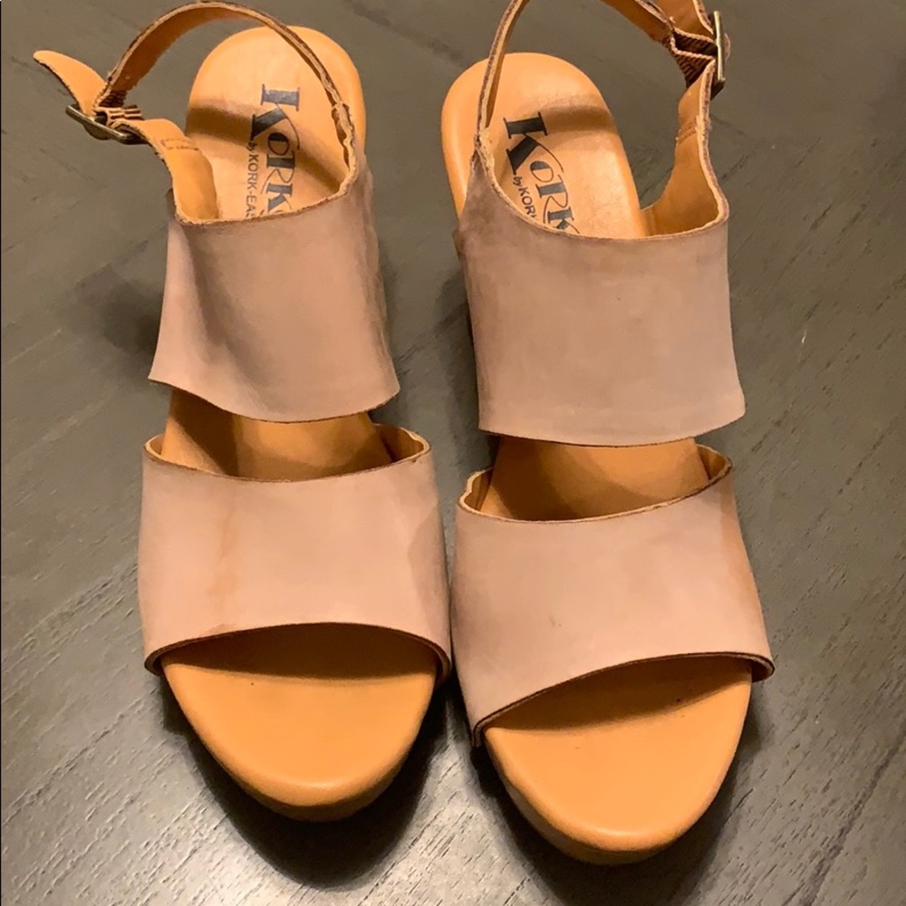 Korks shoes size 8.5